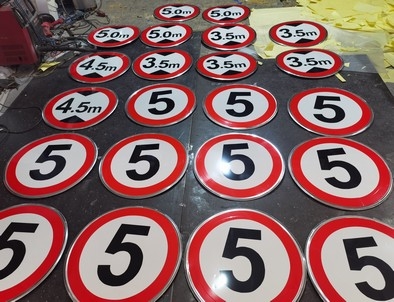 承德承德限速交通标牌厂家